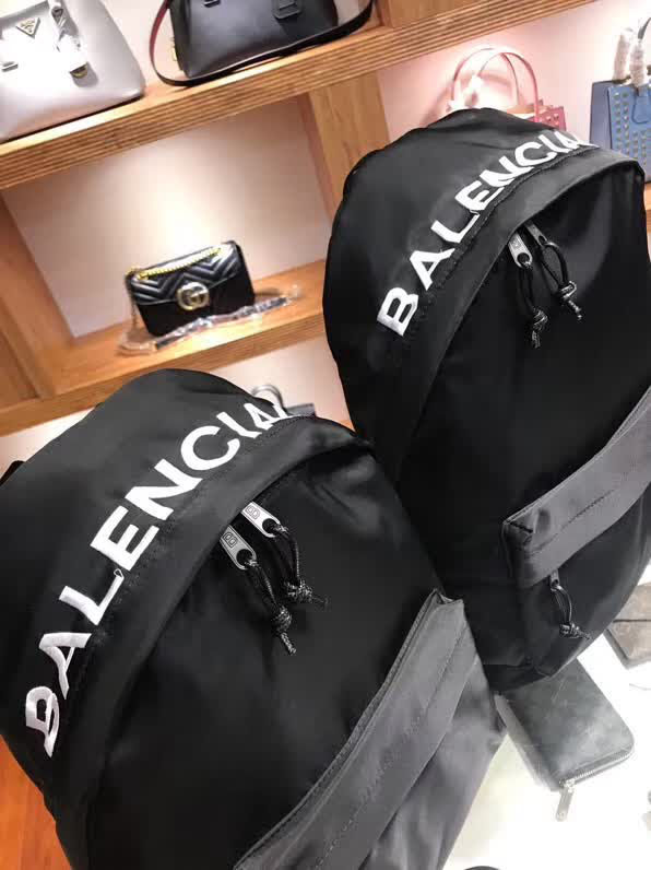 BALENCIAG巴黎世家 新款帆布 雙肩包 專櫃限量上市 高端時尚 男女同款  BL1169